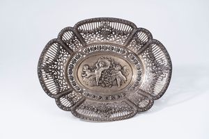 Centrotavola con piatto  - Asta Argenti del XX Secolo - Associazione Nazionale - Case d'Asta italiane