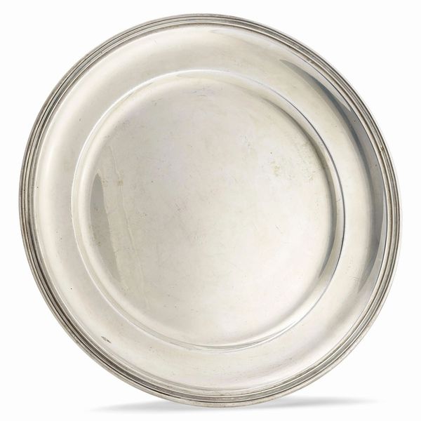 VASSOIO, SECOLO XX  - Asta Argenti italiani ed europei - Associazione Nazionale - Case d'Asta italiane