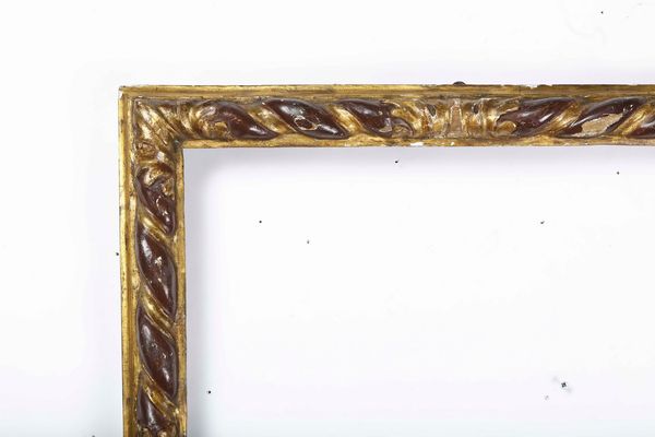 Cornice in legno intagliato, dipinto e dorato. Lombardia XVII secolo  - Asta Cornici antiche - Associazione Nazionale - Case d'Asta italiane