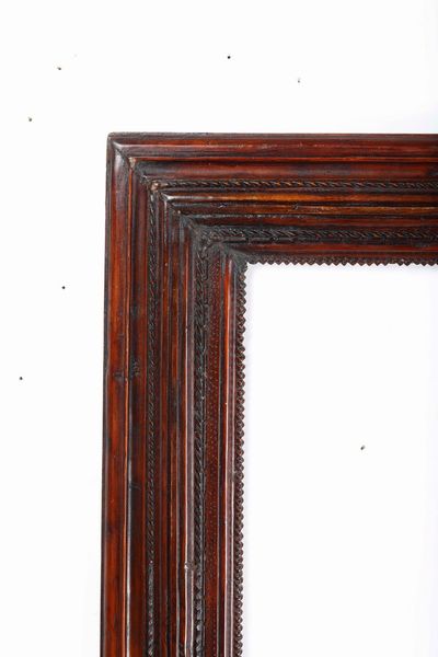 Cornice in bosso, Nord Italia, XVII secolo  - Asta Cornici antiche - Associazione Nazionale - Case d'Asta italiane