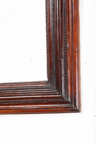 Cornice in bosso, Nord Italia, XVII secolo  - Asta Cornici antiche - Associazione Nazionale - Case d'Asta italiane