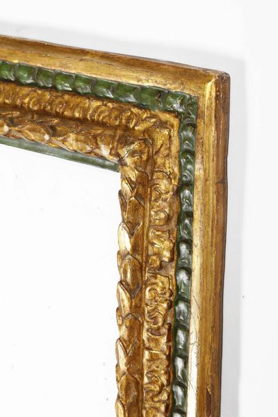 Cornice intagliata, dipinta e dorata. Italia centrale XVIII secolo  - Asta Cornici antiche - Associazione Nazionale - Case d'Asta italiane