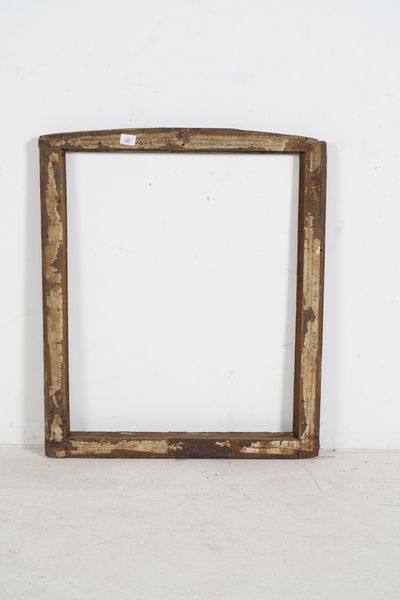 Cornice sagomata in legno intagliato, laccato e dorato. Nord Italia XVIII secolo  - Asta Cornici antiche - Associazione Nazionale - Case d'Asta italiane