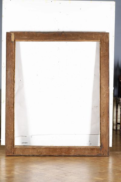 Cornice a cassetta in legno intagliato e parzialmente dorato. Italia centrale XVII-XVIII secolo  - Asta Cornici antiche - Associazione Nazionale - Case d'Asta italiane