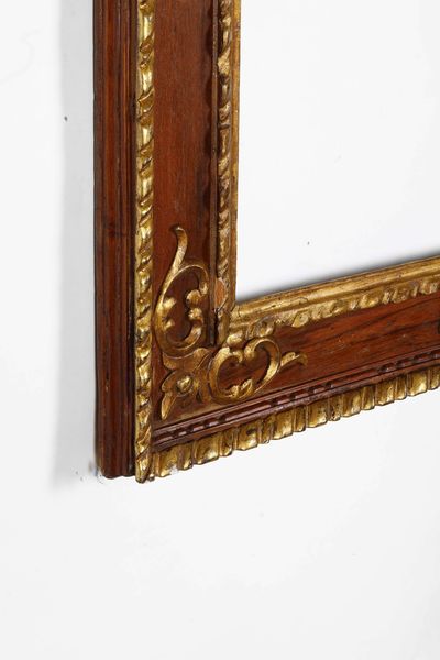 Cornice a cassetta. Toscana XVII secolo  - Asta Cornici antiche - Associazione Nazionale - Case d'Asta italiane