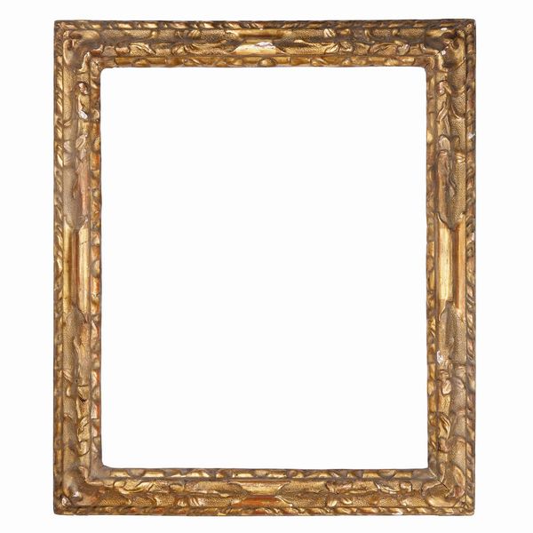 Cornice in legno intagliato e dorato. Veneto XVII secolo  - Asta Cornici antiche - Associazione Nazionale - Case d'Asta italiane