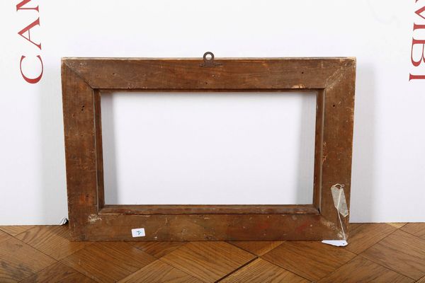 Cornice in legno intagliato e dorato. Roma XVIII secolo  - Asta Cornici antiche - Associazione Nazionale - Case d'Asta italiane