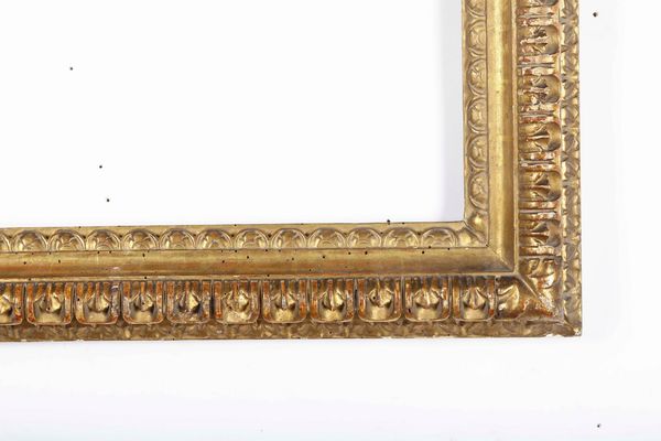 Cornice in legno intagliato e dorato. Roma XVIII secolo  - Asta Cornici antiche - Associazione Nazionale - Case d'Asta italiane