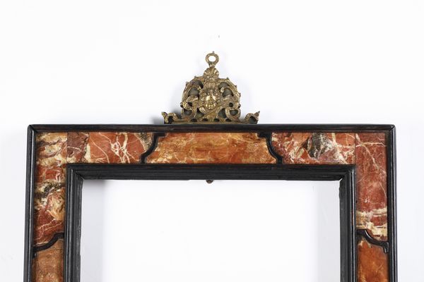 Cornice a cassetta in legno ebanizzato e marmo. Toscana XVIII-XIX secolo  - Asta Cornici antiche - Associazione Nazionale - Case d'Asta italiane