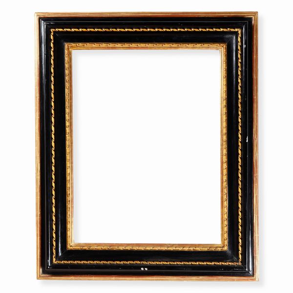 Cornice in legno ebanizzato e dorato. Roma XVII secolo  - Asta Cornici antiche - Associazione Nazionale - Case d'Asta italiane