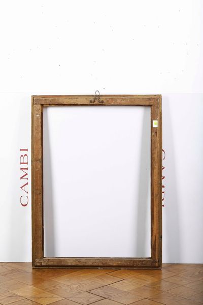 Cornice in legno intagliato e dorato. Italia centrale, XVII secolo  - Asta Cornici antiche - Associazione Nazionale - Case d'Asta italiane