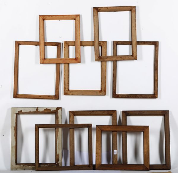 Dieci cornici. XX secolo  - Asta Cornici antiche - Associazione Nazionale - Case d'Asta italiane