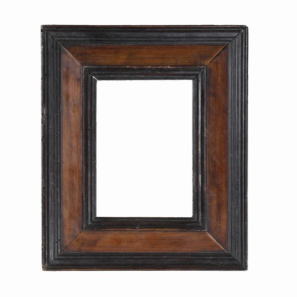 Cornice a cassetta in legno e legno ebanizzato. XVIII secolo<BR><BR>  - Asta Cornici antiche - Associazione Nazionale - Case d'Asta italiane