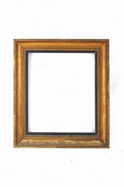 Cornice neoclassica dorata. XIX secolo  - Asta Cornici antiche - Associazione Nazionale - Case d'Asta italiane