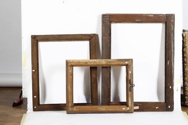 Lotto di sette cornici  - Asta Cornici antiche - Associazione Nazionale - Case d'Asta italiane