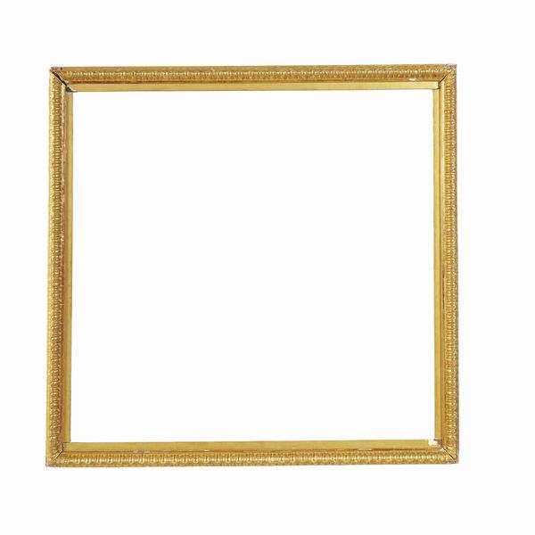 Cornice in legno intagliato e dorato, XIX secolo  - Asta Cornici antiche - Associazione Nazionale - Case d'Asta italiane