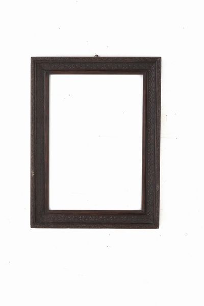 Cornice in stile in legno intagliato e pastiglia  - Asta Cornici antiche - Associazione Nazionale - Case d'Asta italiane