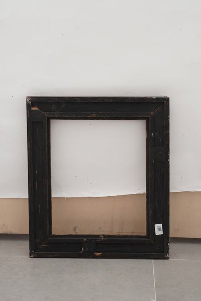 Lotto di due cornici diverse XX secolo  - Asta Cornici antiche - Associazione Nazionale - Case d'Asta italiane