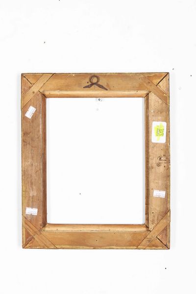 Cornice scolpita e dorata. Roma, XVIII secolo  - Asta Cornici antiche - Associazione Nazionale - Case d'Asta italiane