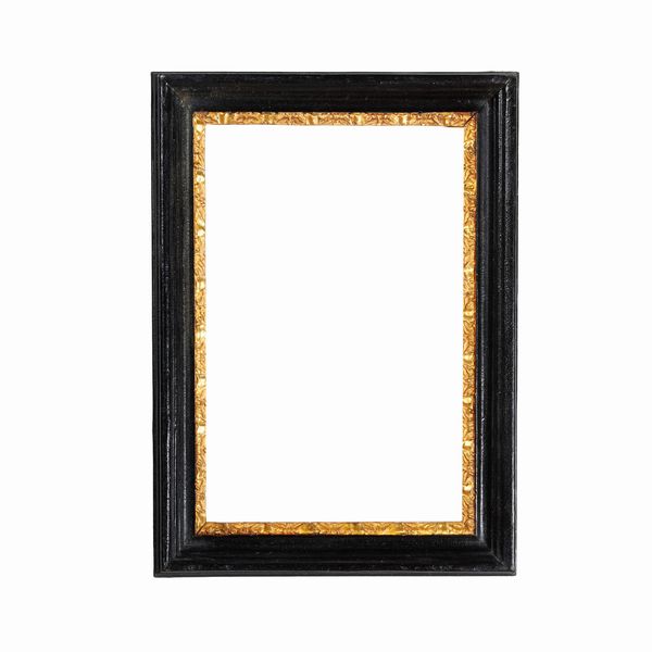 Cornice intagliata dorata ed ebanizzata. Roma XVIII secolo  - Asta Cornici antiche - Associazione Nazionale - Case d'Asta italiane