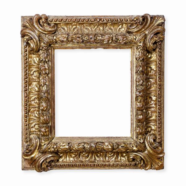 Cornice in legno intagliato e dorato. Bologna XVII secolo  - Asta Cornici antiche - Associazione Nazionale - Case d'Asta italiane