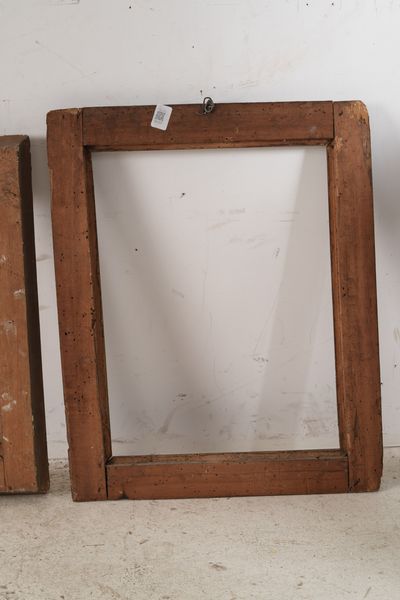 Due cornici diverse in legno dorato  - Asta Cornici antiche - Associazione Nazionale - Case d'Asta italiane