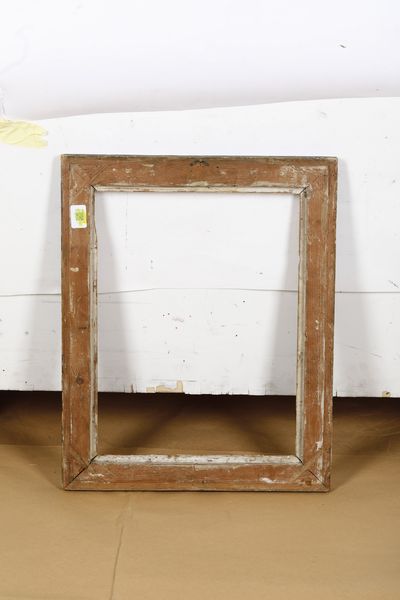 Cornice in noce con profilatura interna dorata, XIX secolo  - Asta Cornici antiche - Associazione Nazionale - Case d'Asta italiane