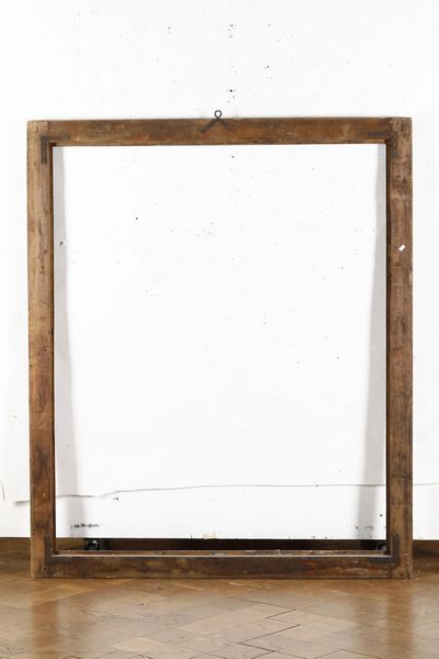 Coppia di cornici in legno intagliato e dipinto. XIX secolo  - Asta Cornici antiche - Associazione Nazionale - Case d'Asta italiane