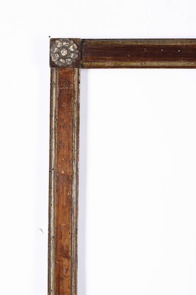 Cornice in stile Luigi XVI con decori intagliati agli angoli. XIX secolo  - Asta Cornici antiche - Associazione Nazionale - Case d'Asta italiane