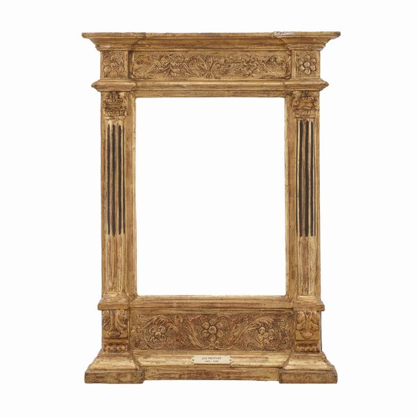 Cornice a tabernacolo in legno intagliato, dorato e bulinato. XX secolo  - Asta Cornici antiche - Associazione Nazionale - Case d'Asta italiane