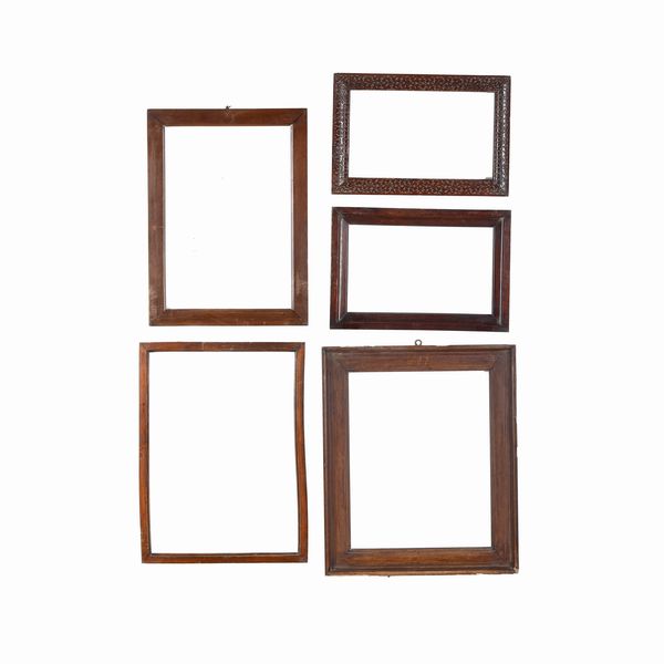 Cinque cornici. XIX secolo  - Asta Cornici antiche - Associazione Nazionale - Case d'Asta italiane