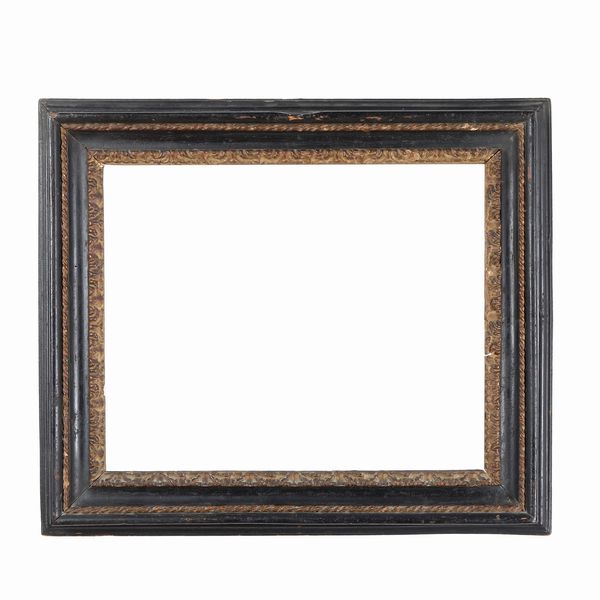 Cornice in legno ebanizzato e dorato. Roma fine XVIII secolo  - Asta Cornici antiche - Associazione Nazionale - Case d'Asta italiane