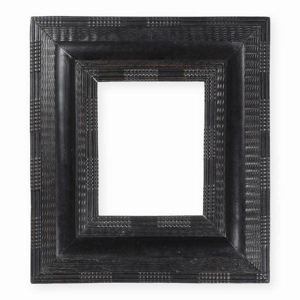 Cornice guilloch in legno intagliato ed ebanizzato. XVIII secolo  - Asta Cornici antiche - Associazione Nazionale - Case d'Asta italiane