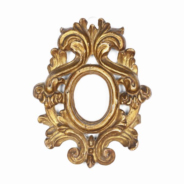 Cornice in legno intagliato e dorato. Emilia XVIII secolo  - Asta Cornici antiche - Associazione Nazionale - Case d'Asta italiane