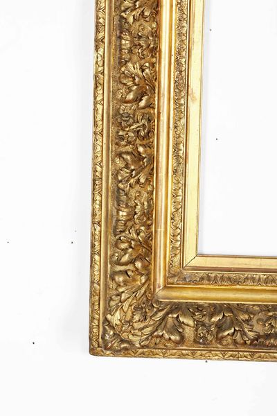 Cornice intagliata e dorata. XIX-XX secolo  - Asta Cornici antiche - Associazione Nazionale - Case d'Asta italiane