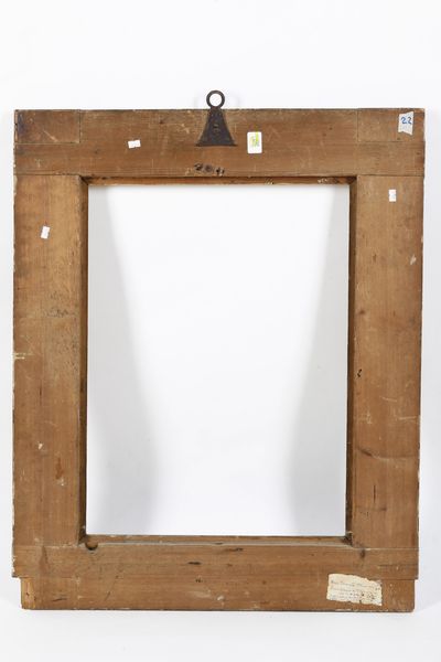 Cornice a cassetta in legno dipinto, ebanizzato e dorato. Italia centrale XVII secolo  - Asta Cornici antiche - Associazione Nazionale - Case d'Asta italiane