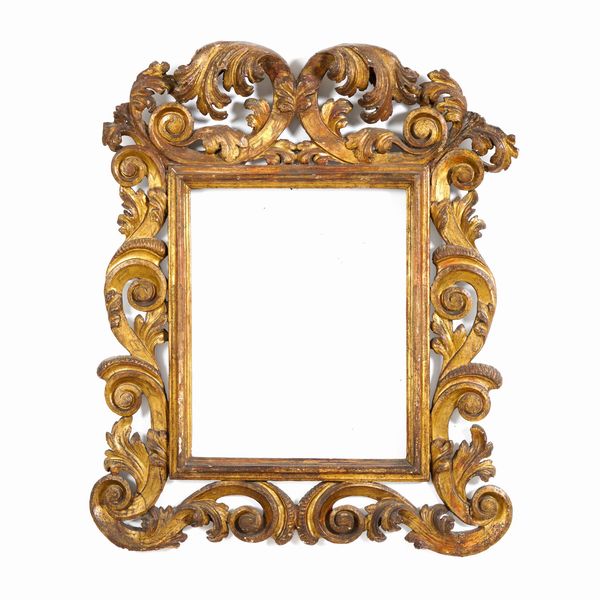 Cornice barocca in legno intagliato e dorato. Emilia XVII secolo  - Asta Cornici antiche - Associazione Nazionale - Case d'Asta italiane