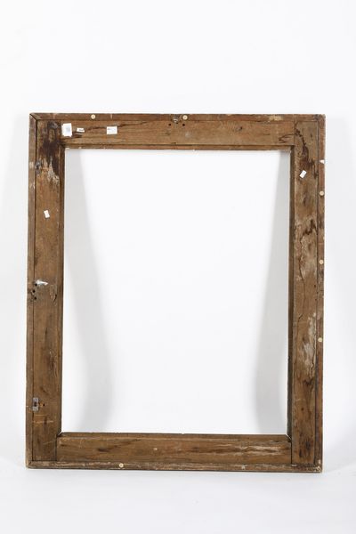 Cornice a sagoma Salvator Rosa in legno dorato. Roma XVII secolo  - Asta Cornici antiche - Associazione Nazionale - Case d'Asta italiane