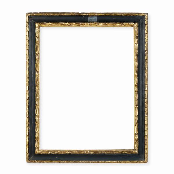 Cornice in legno ebanizzato e dorato. Emilia XVII secolo  - Asta Cornici antiche - Associazione Nazionale - Case d'Asta italiane