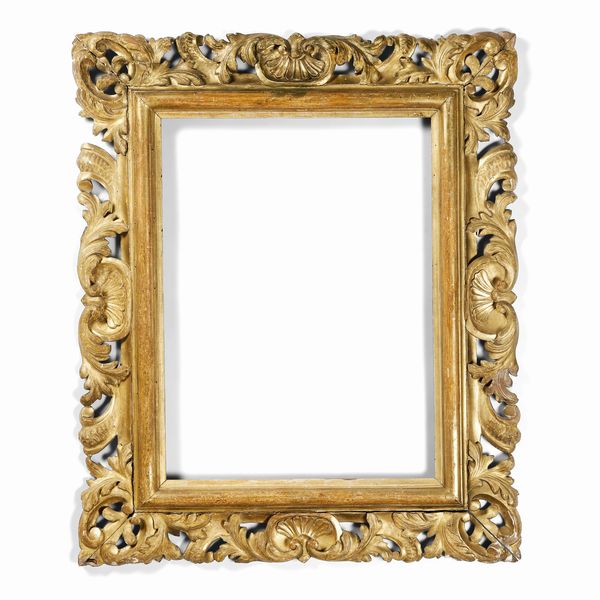 Cornice in legno intagliato e dorato, XIX secolo  - Asta Cornici antiche - Associazione Nazionale - Case d'Asta italiane