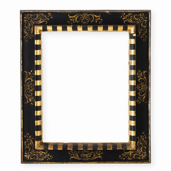 Cornice a cassetta in legno ebanizzato con decori in oro. Toscana, XVI-XVII secolo  - Asta Cornici antiche - Associazione Nazionale - Case d'Asta italiane