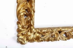 Cornice intagliata e dorata. Italia centrale XVII secolo  - Asta Cornici antiche - Associazione Nazionale - Case d'Asta italiane