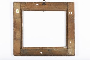 Cornice intagliata dipinta di verde e dorata, Italia centrale XVIII secolo  - Asta Cornici antiche - Associazione Nazionale - Case d'Asta italiane