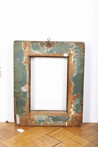 Cornice in legno intagliato edorato. Emilia XVII secolo  - Asta Cornici antiche - Associazione Nazionale - Case d'Asta italiane