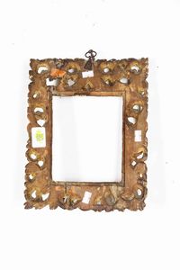 Cornice barocca in legno intagliato e dorato. Italia XVII secolo  - Asta Cornici antiche - Associazione Nazionale - Case d'Asta italiane