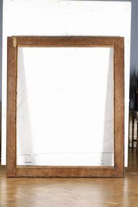 Cornice a cassetta in legno intagliato e parzialmente dorato. Italia centrale XVII-XVIII secolo  - Asta Cornici antiche - Associazione Nazionale - Case d'Asta italiane