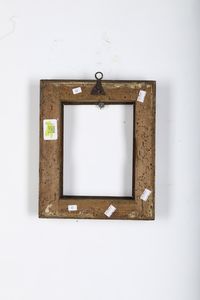 Cornice a teca in legno intagliato e dorato, Roma XVIII secolo  - Asta Cornici antiche - Associazione Nazionale - Case d'Asta italiane