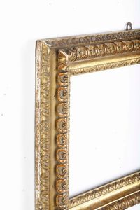Cornice in legno intagliato e dorato. Roma XVIII secolo  - Asta Cornici antiche - Associazione Nazionale - Case d'Asta italiane