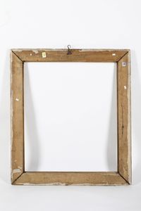 Cornice in legno dorato ed inciso, Marche XVIII secolo  - Asta Cornici antiche - Associazione Nazionale - Case d'Asta italiane