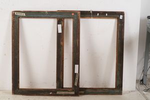 Coppia di cornici con decori in pastiglia dorata, XIX secolo  - Asta Cornici antiche - Associazione Nazionale - Case d'Asta italiane